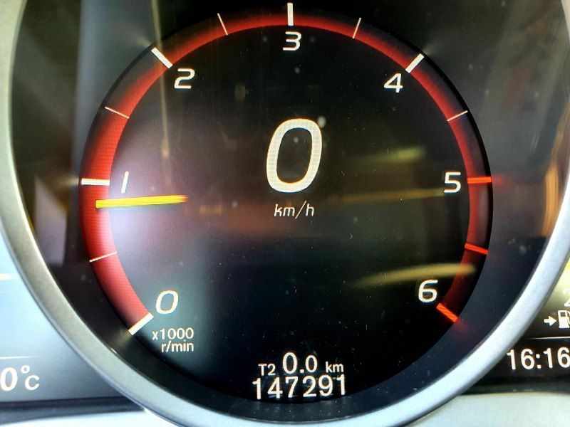 volvo-s60-d2-2017-diesel-1969cc