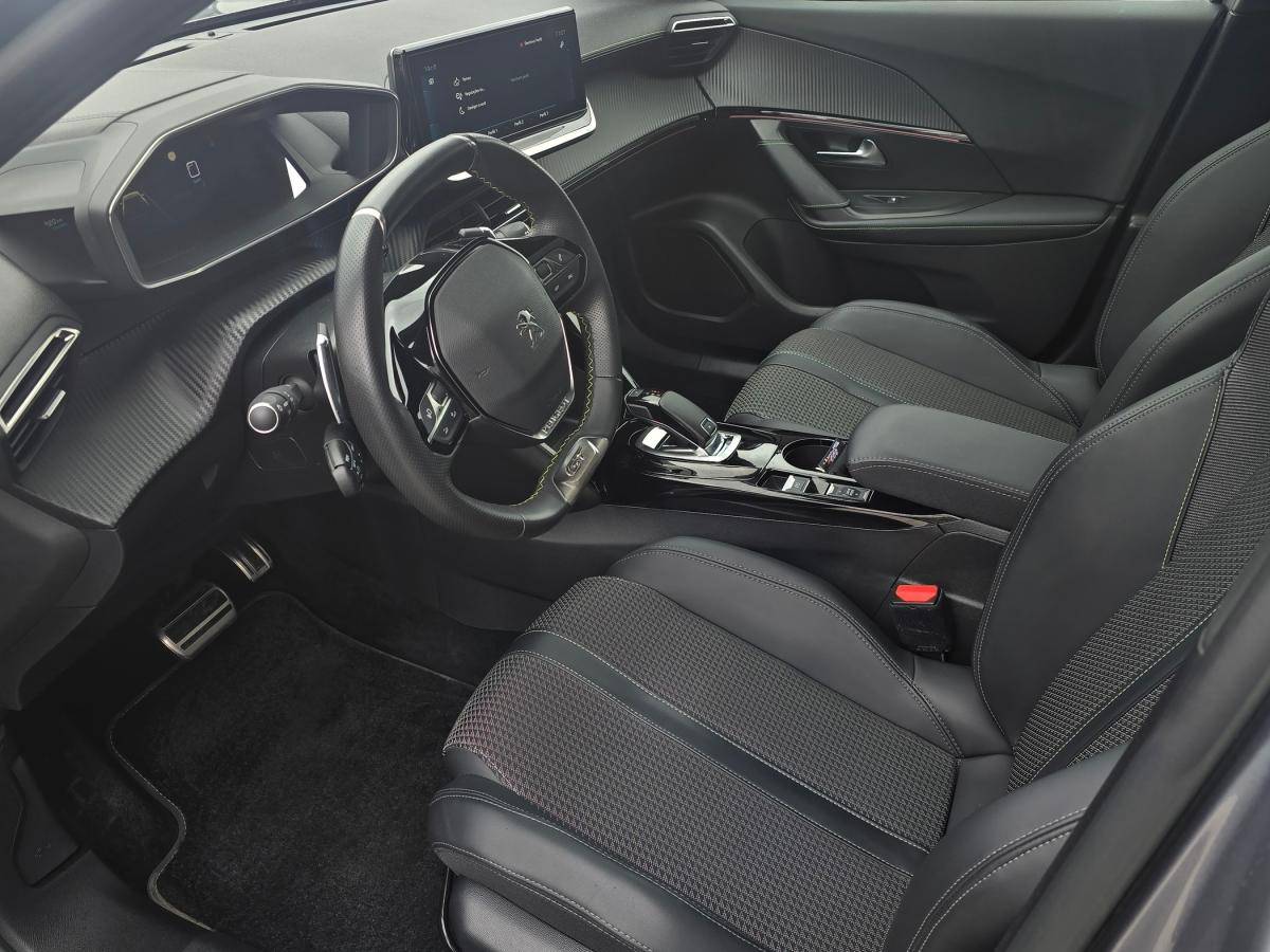 peugeot-2008-2021-diesel-1499cc
