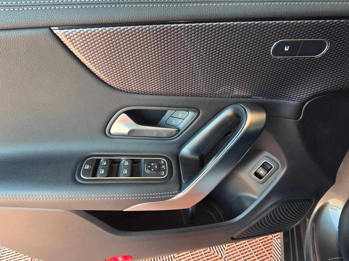 mercedes-benz-cla-2023-hibrido-a-gasolina-1332cc