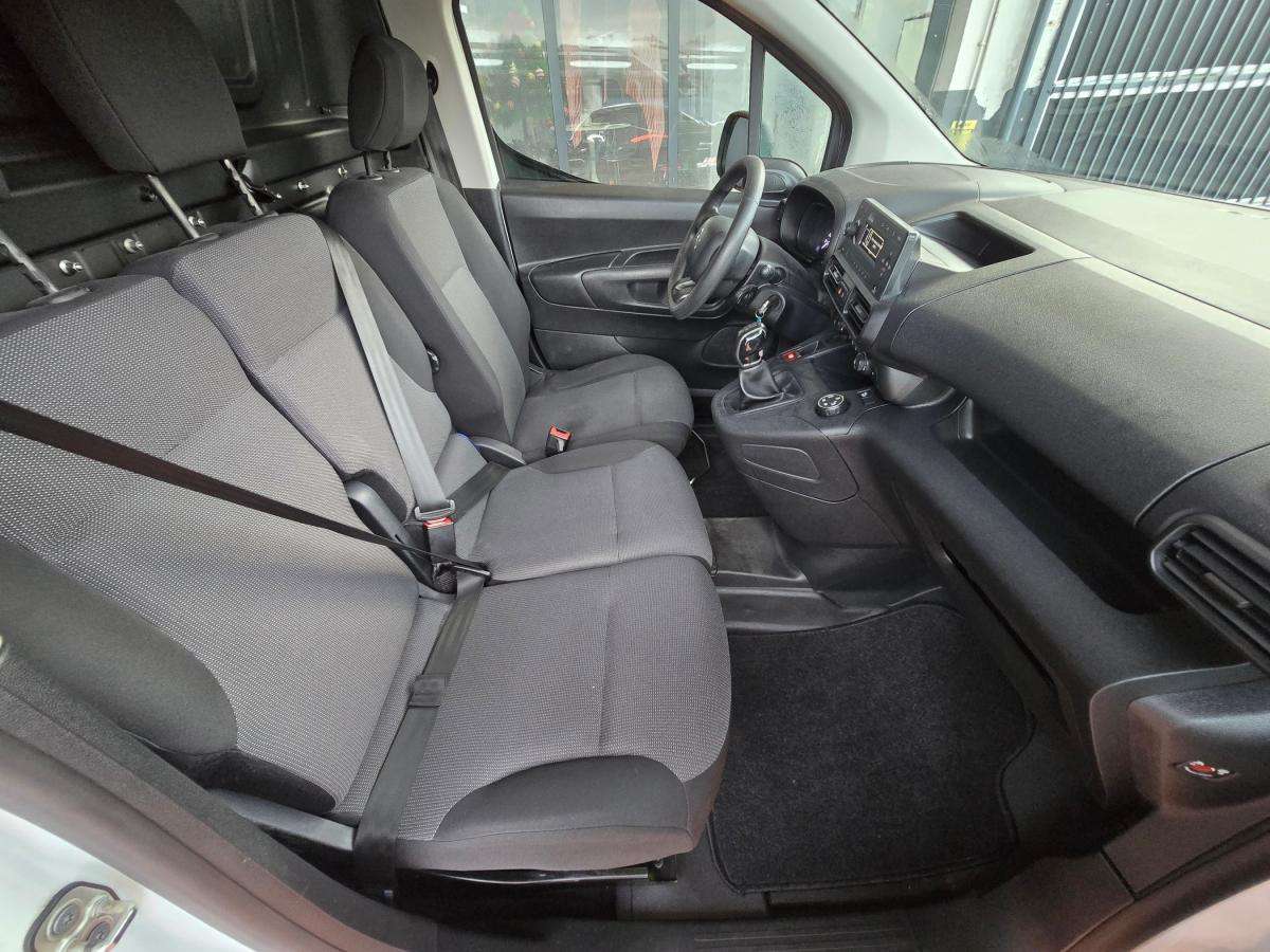 citroen-berlingo-2021-diesel-1499cc