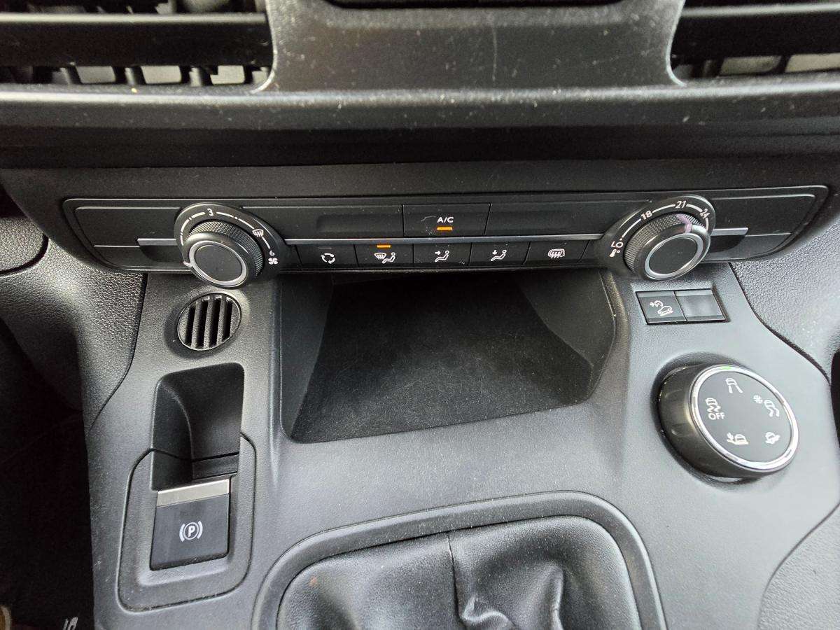 citroen-berlingo-2021-diesel-1499cc