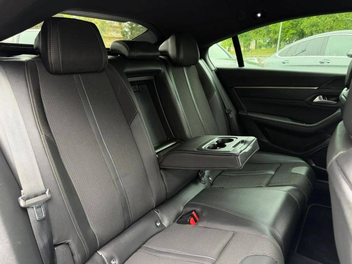peugeot-508-2021-hibrido-a-gasolina-1598cc