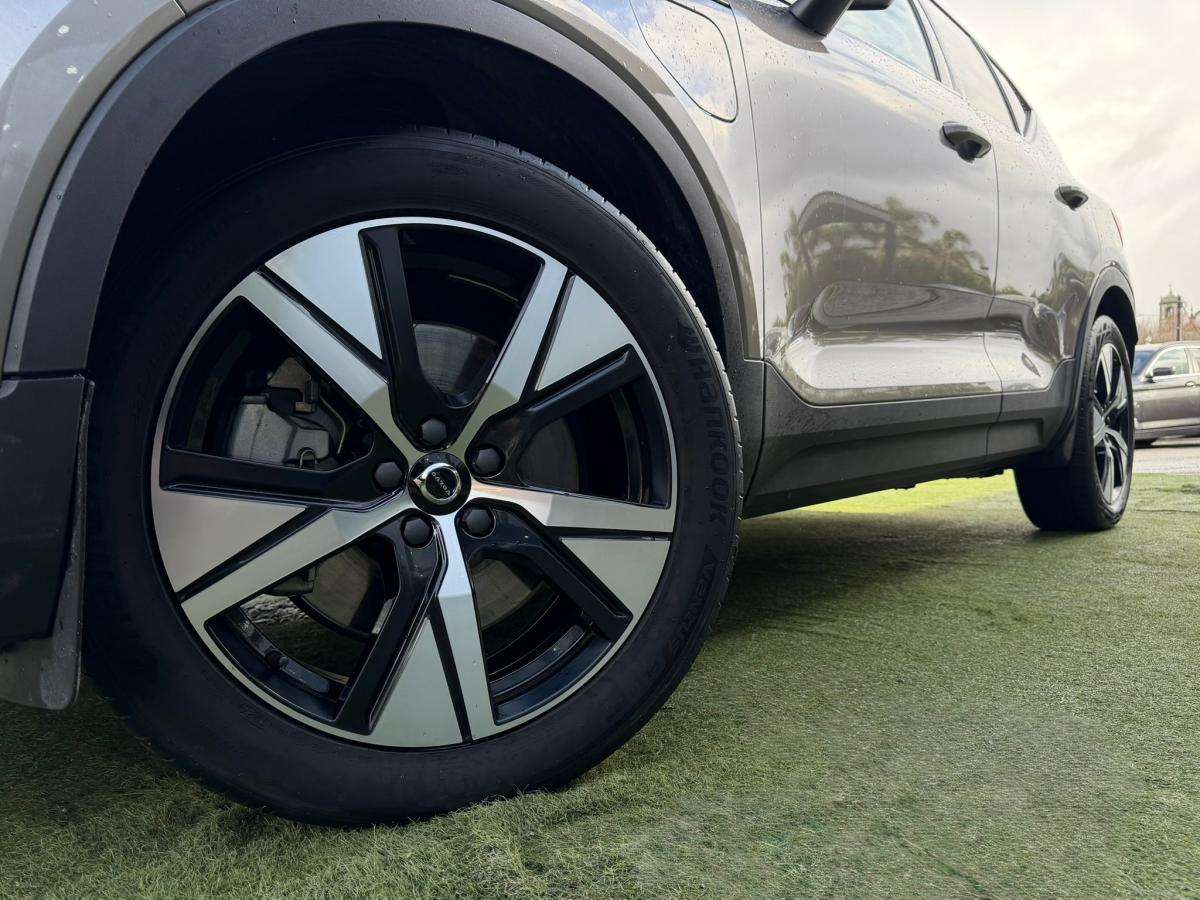 volvo-xc40-2022-hibrido-a-gasolina-1477cc