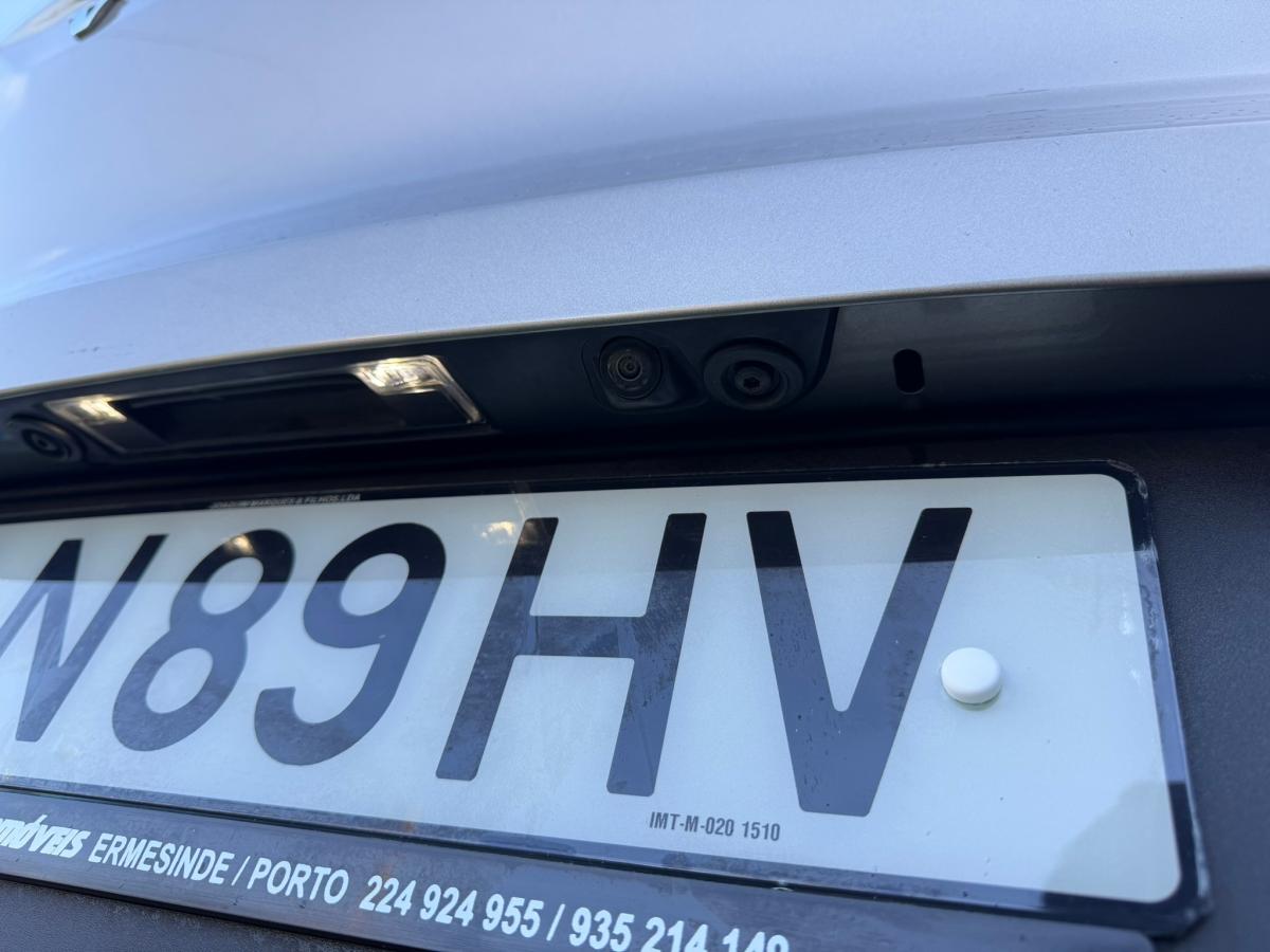 volvo-xc40-2022-hibrido-a-gasolina-1477cc