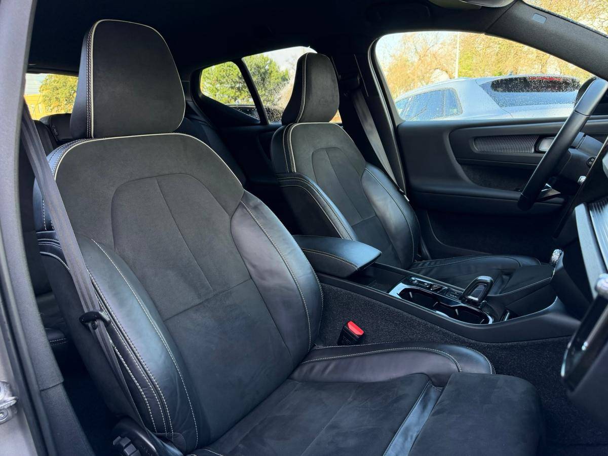 volvo-xc40-2022-hibrido-a-gasolina-1477cc