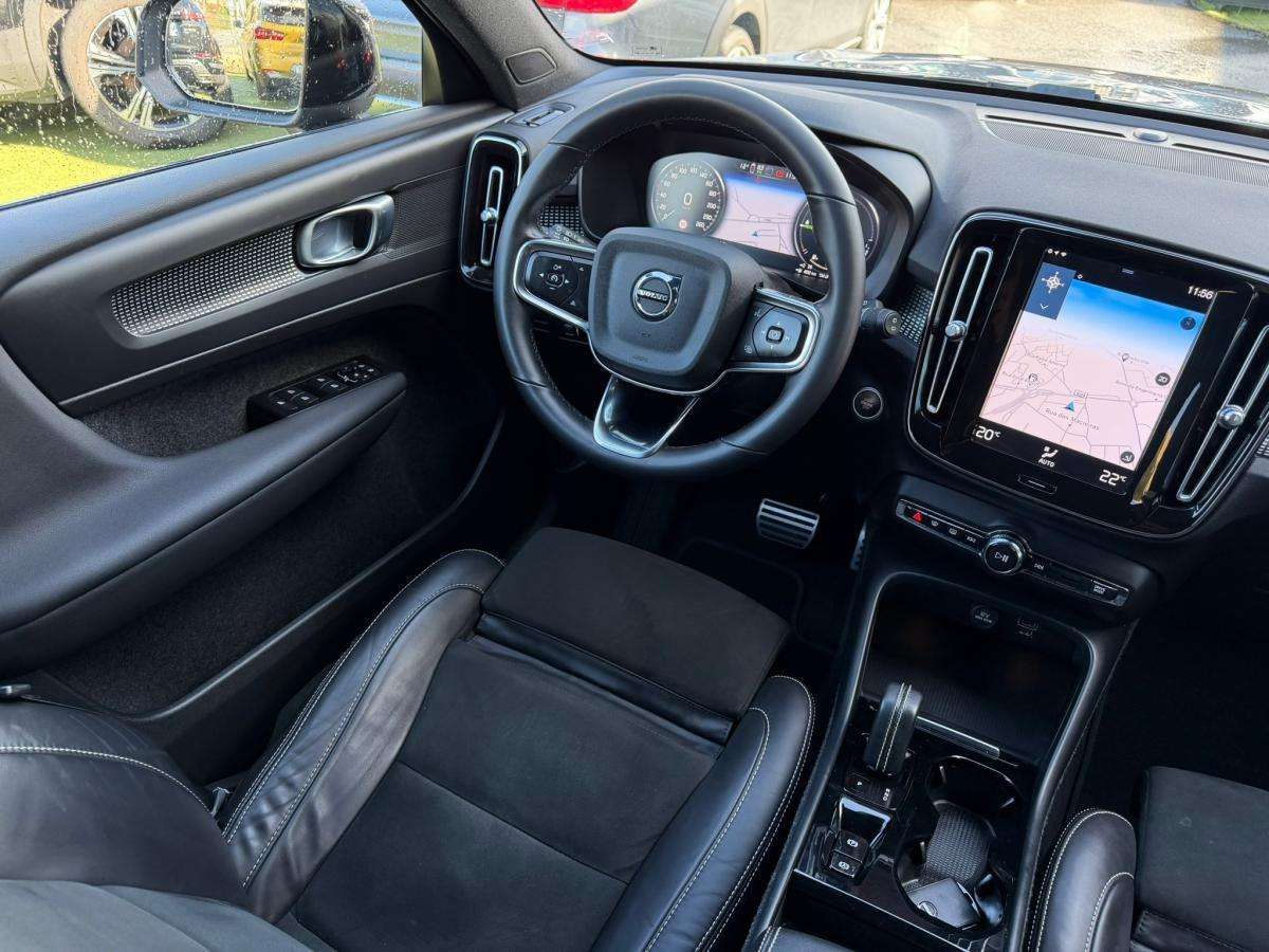 volvo-xc40-2022-hibrido-a-gasolina-1477cc
