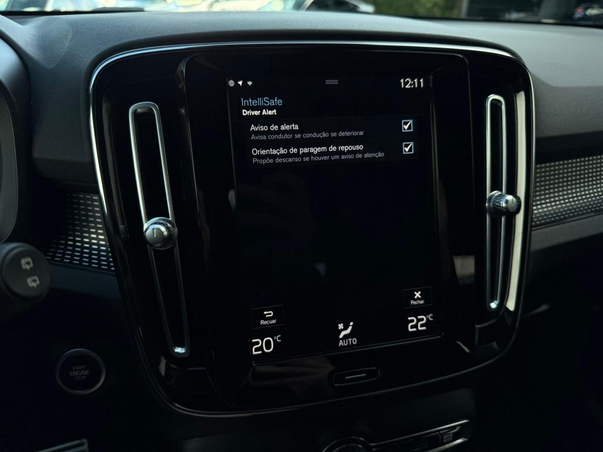 volvo-xc40-2022-hibrido-a-gasolina-1477cc