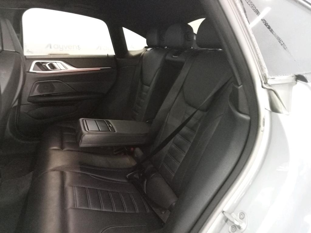 bmw-i4-2022-eletrico-500cc