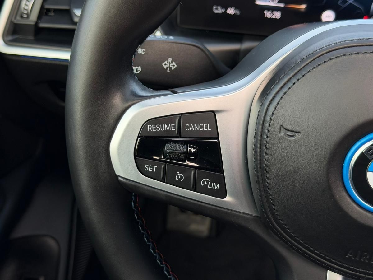 bmw-i4-2022-eletrico-500cc