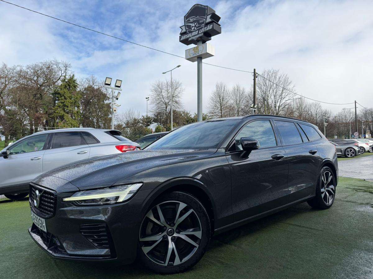 volvo-v60-2020-hibrido-a-gasolina-1969cc