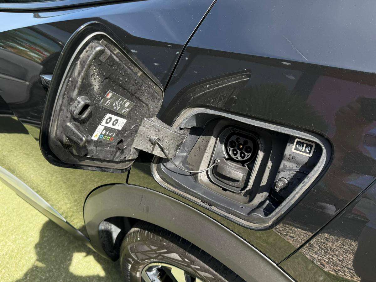 peugeot-2008-2021-eletrico-500cc
