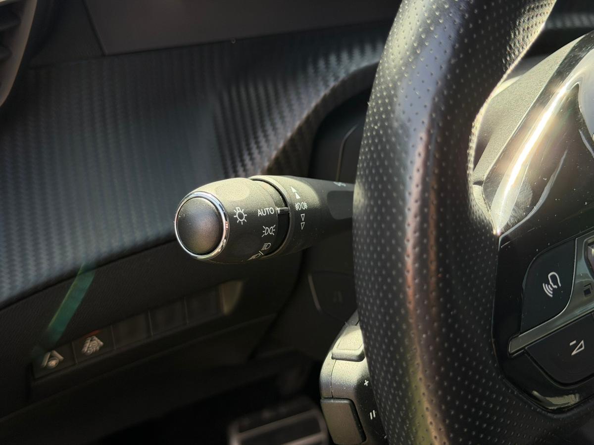 peugeot-2008-2021-eletrico-500cc