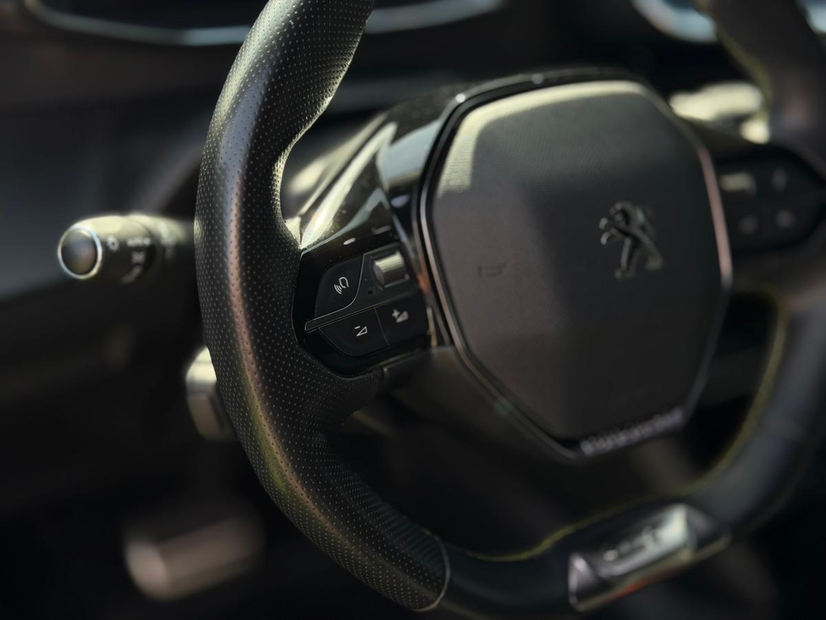 peugeot-2008-2021-eletrico-500cc