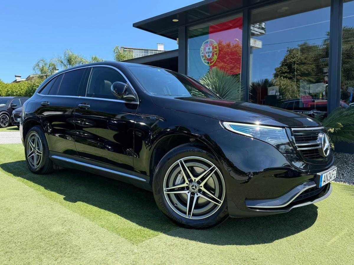 mercedes-benz-eqc-2022-eletrico-500cc