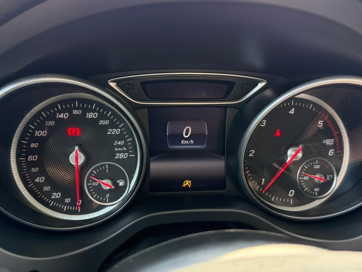 mercedes-benz-cla-2016-diesel-1461cc