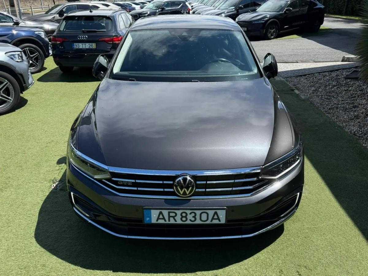 volkswagen-passat-2022-hibrido-a-gasolina-1395cc