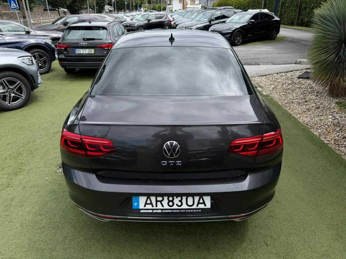 volkswagen-passat-2022-hibrido-a-gasolina-1395cc
