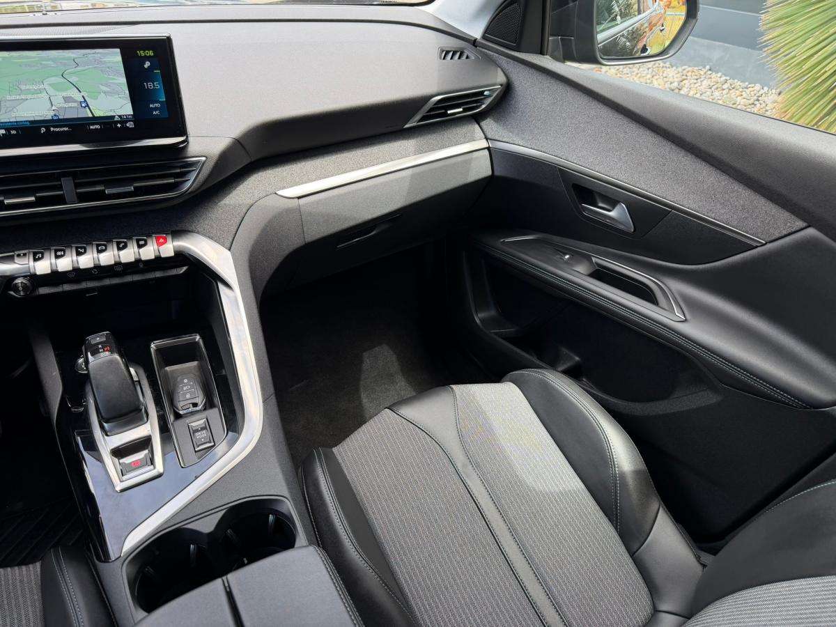 peugeot-3008-2022-hibrido-a-gasolina-1598cc