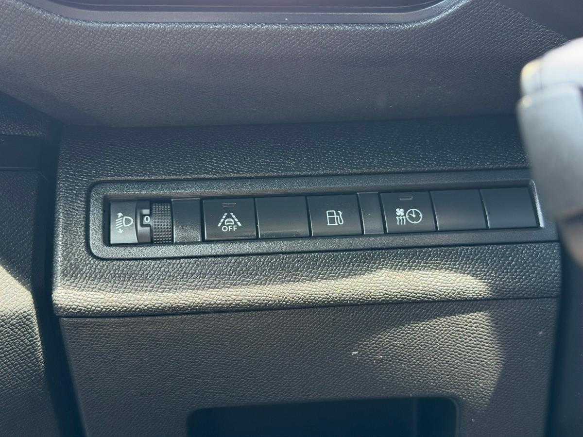 peugeot-3008-2022-hibrido-a-gasolina-1598cc