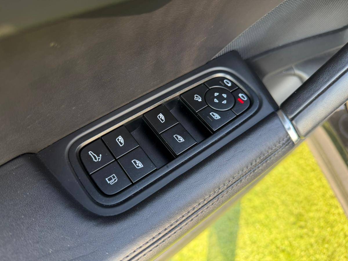 porsche-cayenne-2021-hibrido-a-gasolina-2995cc