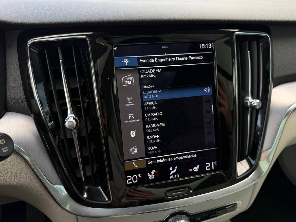 volvo-v60-2021-hibrido-a-gasolina-1969cc