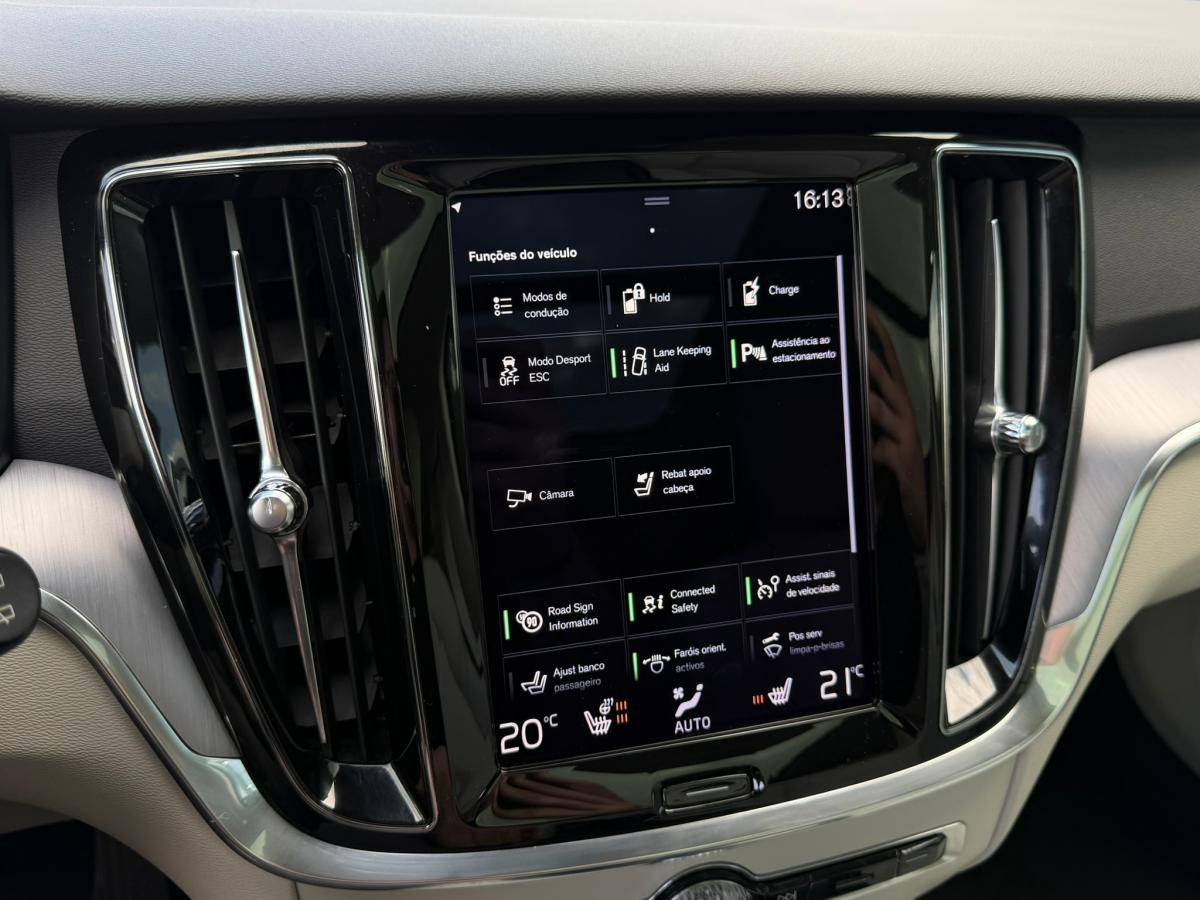 volvo-v60-2021-hibrido-a-gasolina-1969cc