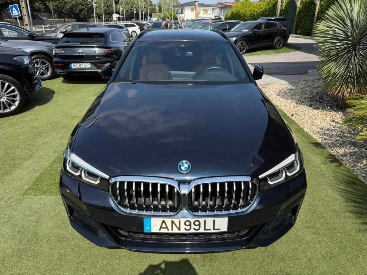 bmw-serie-5-2022-hibrido-a-gasolina-1998cc