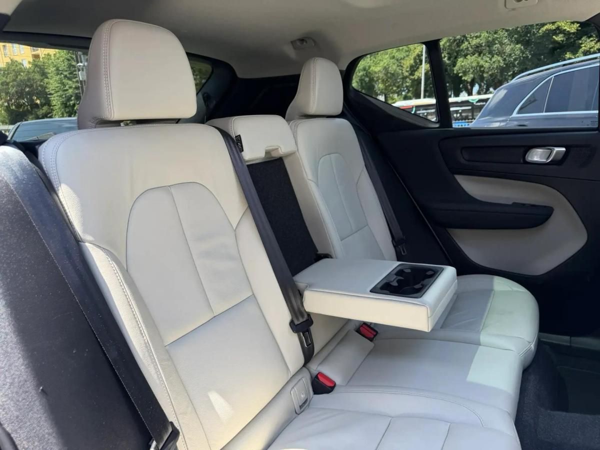 volvo-xc40-2021-hibrido-a-gasolina-1477cc