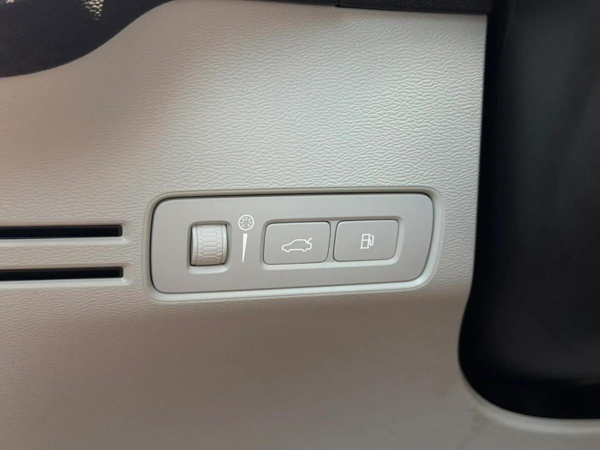 volvo-xc40-2021-hibrido-a-gasolina-1477cc