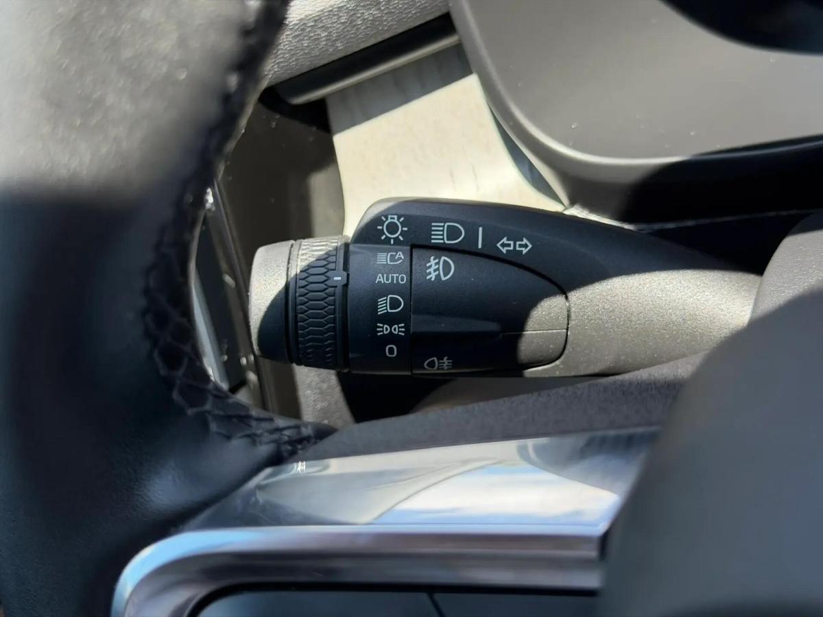 volvo-xc40-2021-hibrido-a-gasolina-1477cc