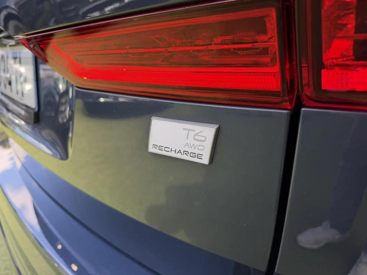 volvo-xc60-2023-hibrido-a-gasolina-1969cc