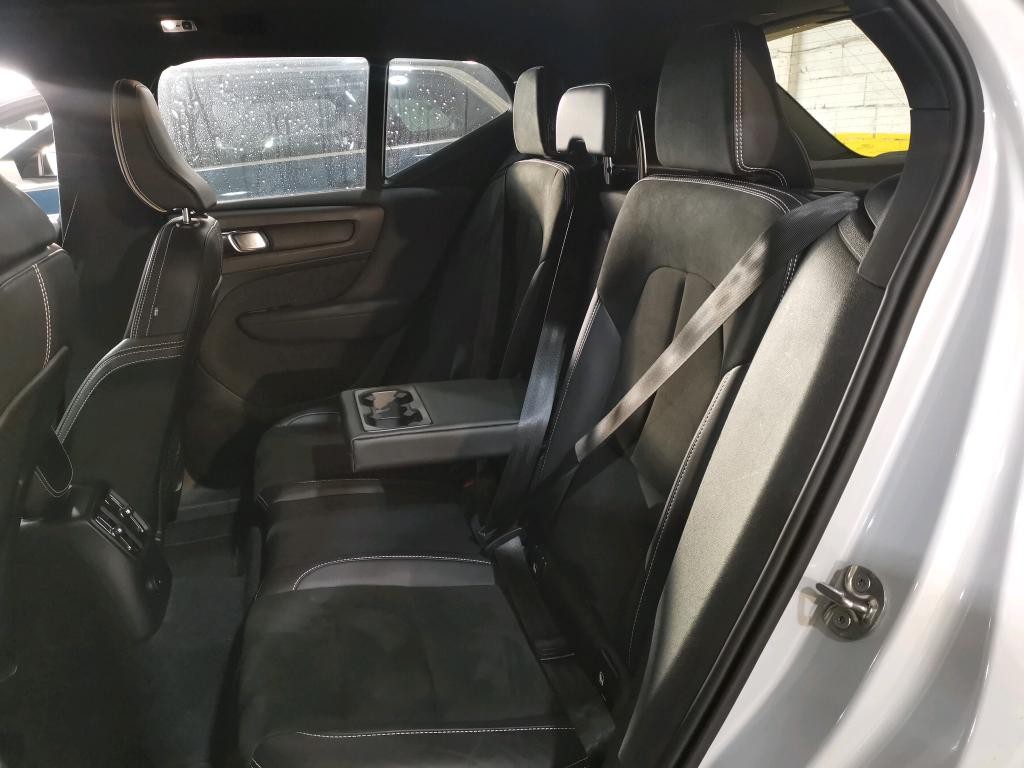 volvo-xc40-2022-hibrido-a-gasolina-1477cc