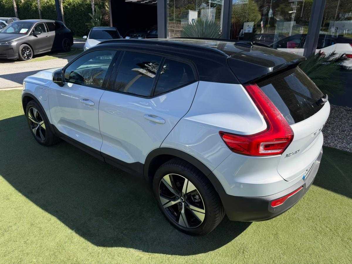 volvo-xc40-2022-hibrido-a-gasolina-1477cc