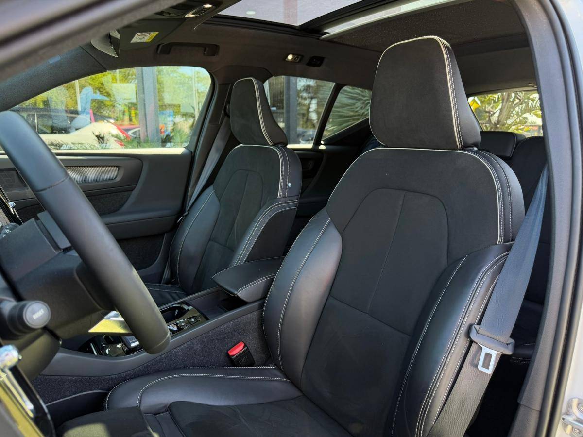 volvo-xc40-2022-hibrido-a-gasolina-1477cc