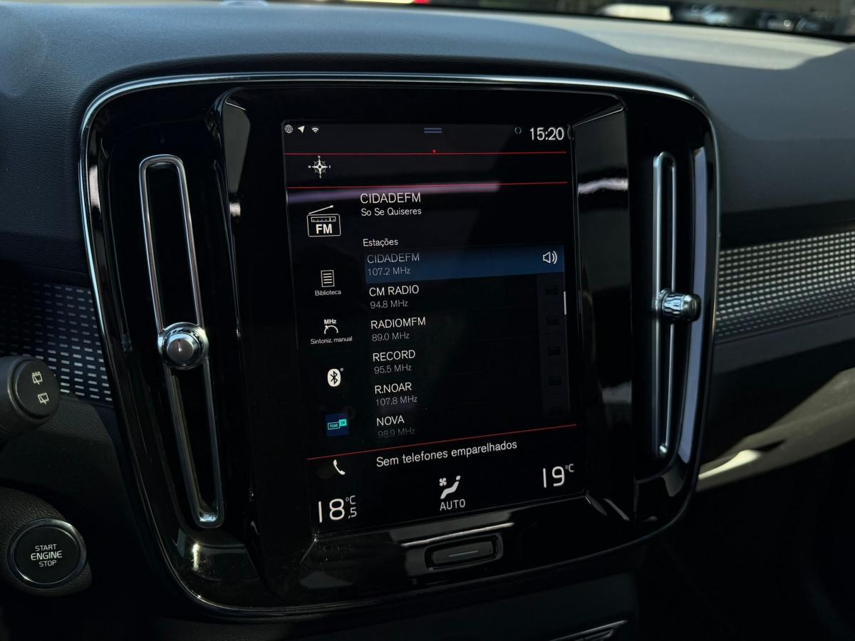 volvo-xc40-2022-hibrido-a-gasolina-1477cc