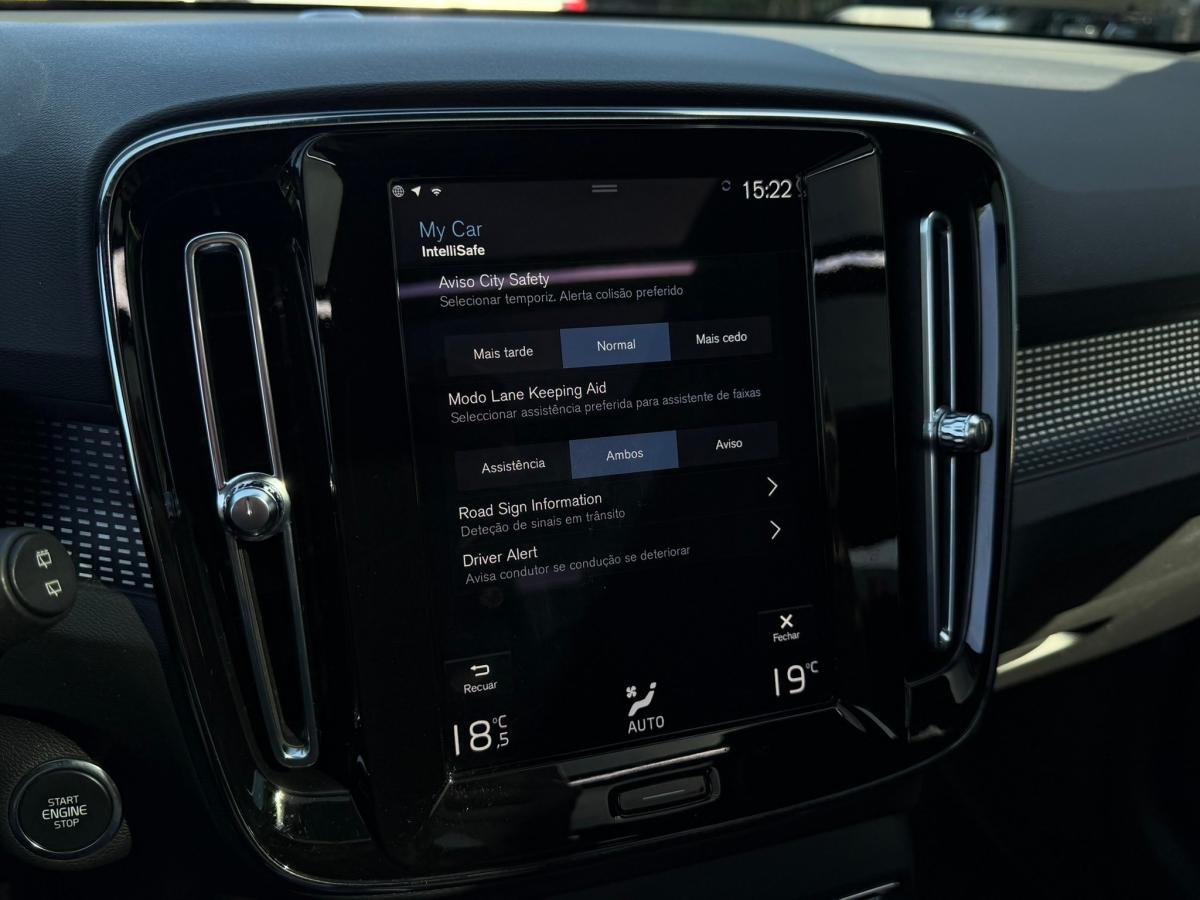 volvo-xc40-2022-hibrido-a-gasolina-1477cc
