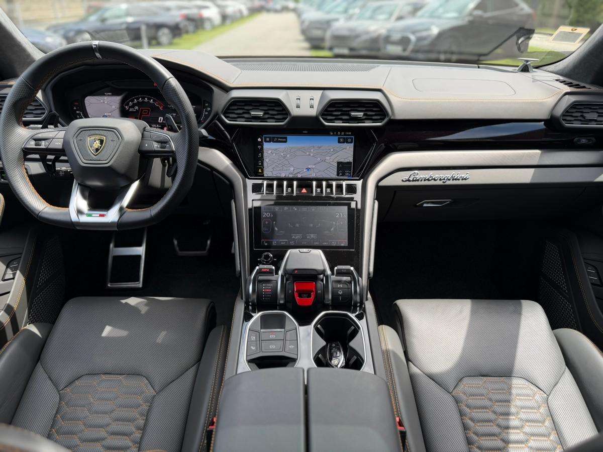 lamborghini-urus-2022-gasolina-3996cc