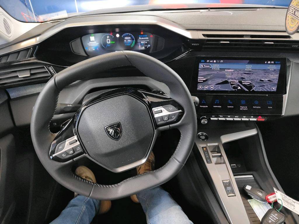 peugeot-308-sw-2023-hibrido-a-gasolina-1598cc