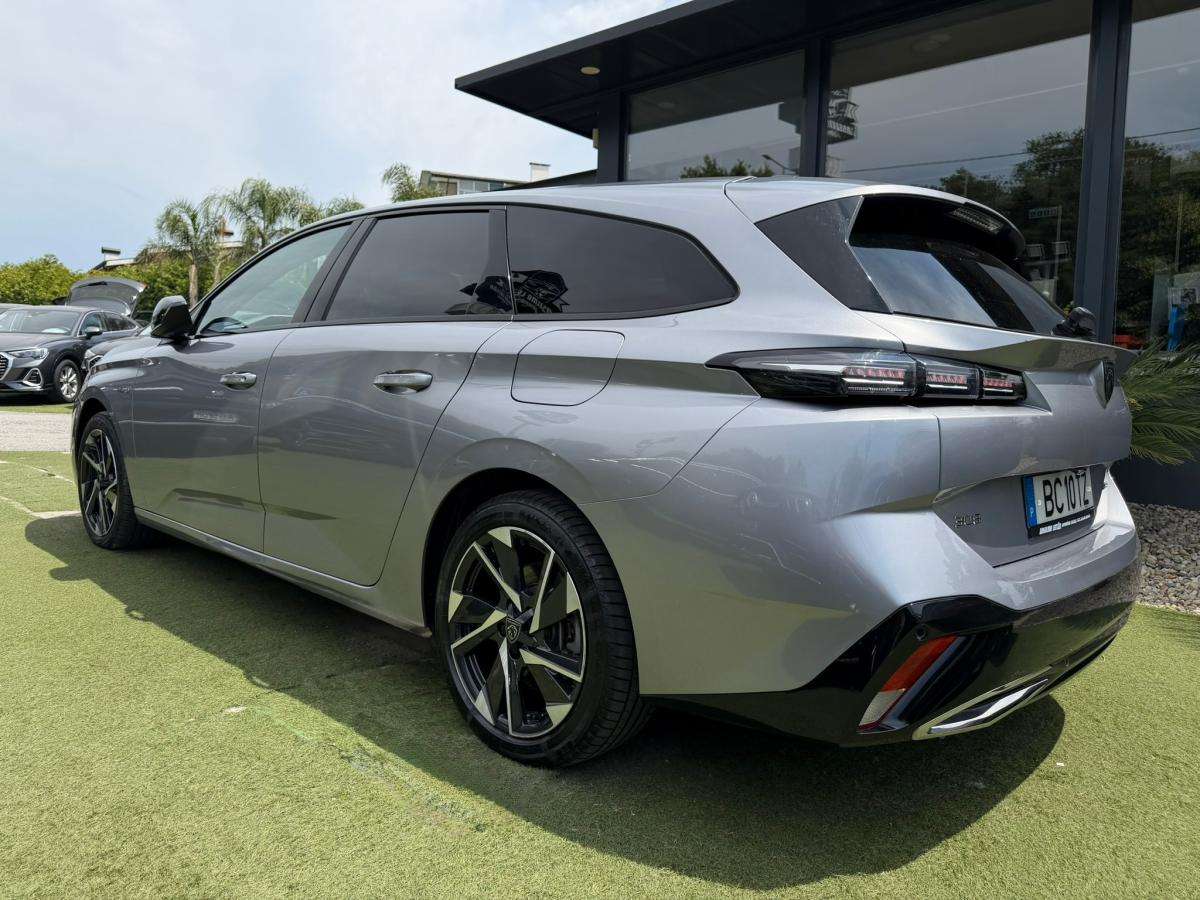 peugeot-308-sw-2023-hibrido-a-gasolina-1598cc