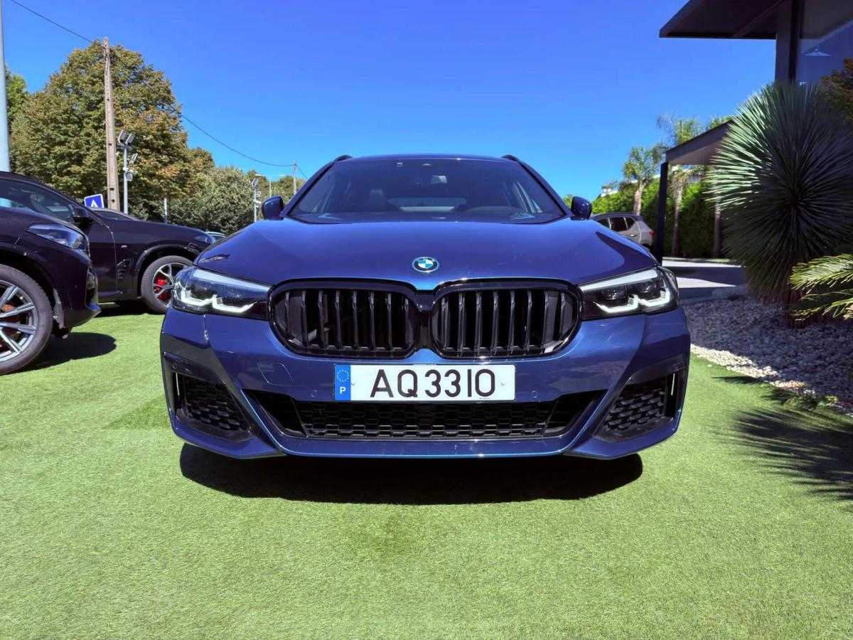 bmw-serie-5-2022-hibrido-a-gasolina-1998cc
