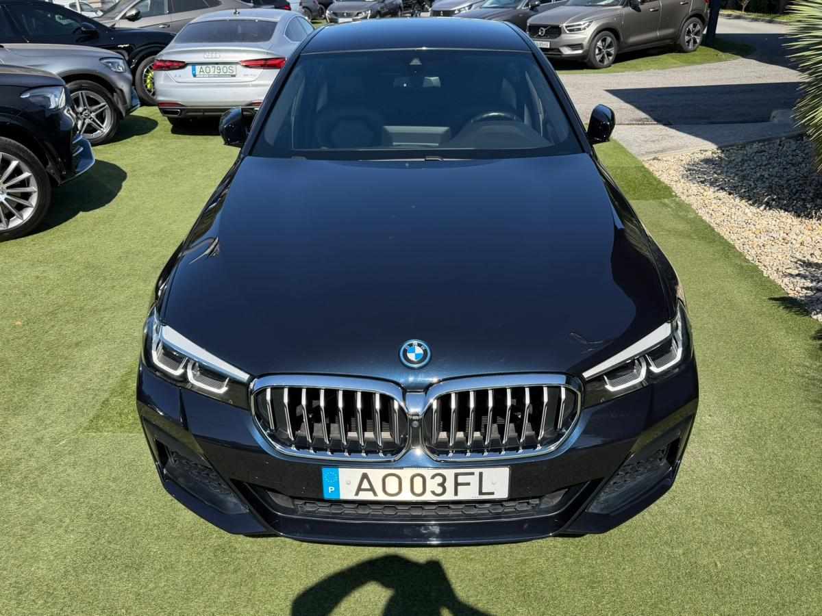 bmw-serie-5-2022-hibrido-a-gasolina-1998cc