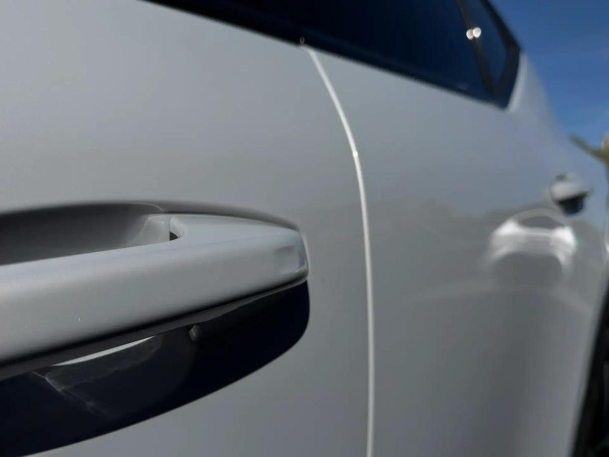 volvo-xc40-2022-hibrido-a-gasolina-1477cc