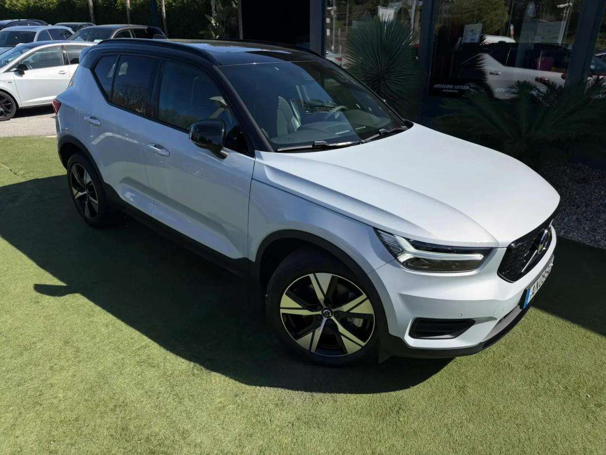volvo-xc40-2022-hibrido-a-gasolina-1477cc