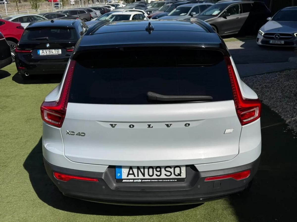 volvo-xc40-2022-hibrido-a-gasolina-1477cc
