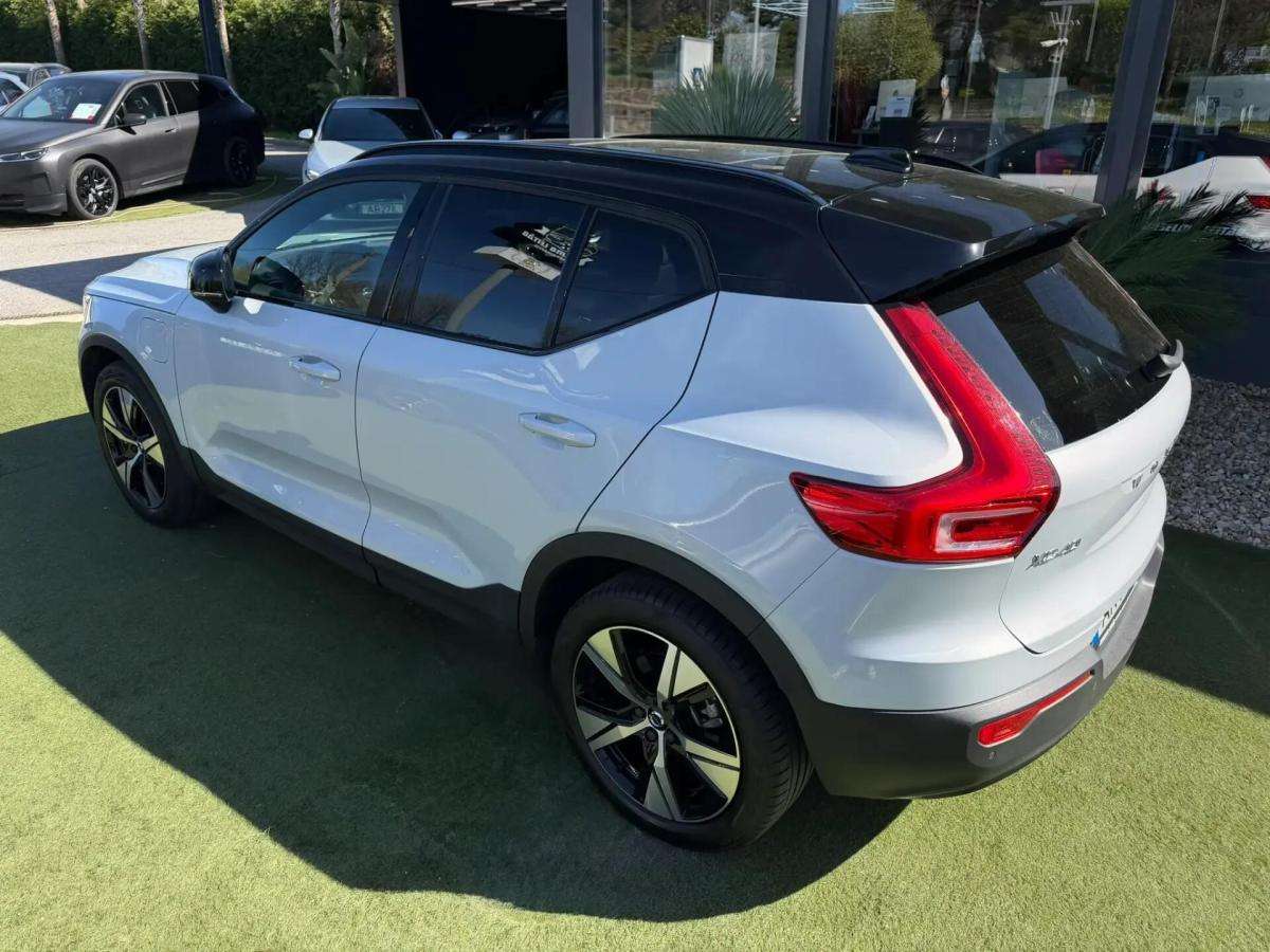 volvo-xc40-2022-hibrido-a-gasolina-1477cc