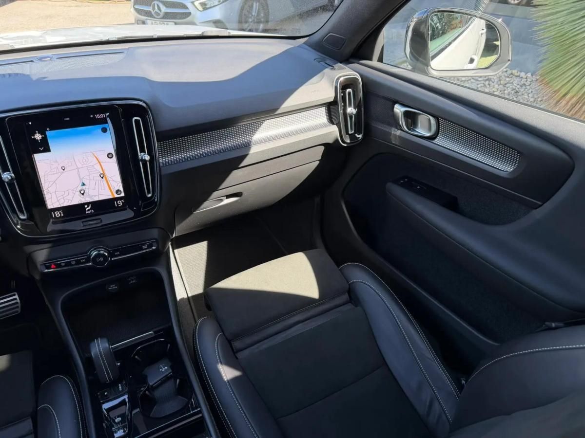 volvo-xc40-2022-hibrido-a-gasolina-1477cc