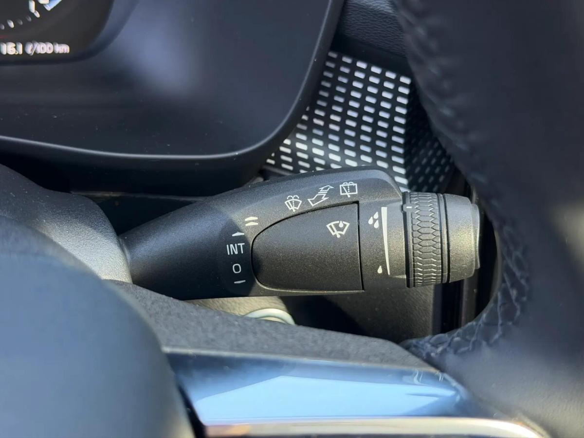 volvo-xc40-2022-hibrido-a-gasolina-1477cc