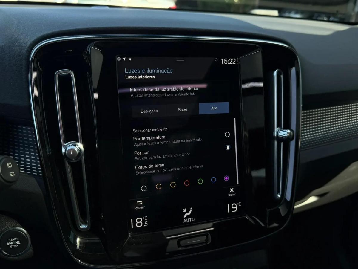 volvo-xc40-2022-hibrido-a-gasolina-1477cc