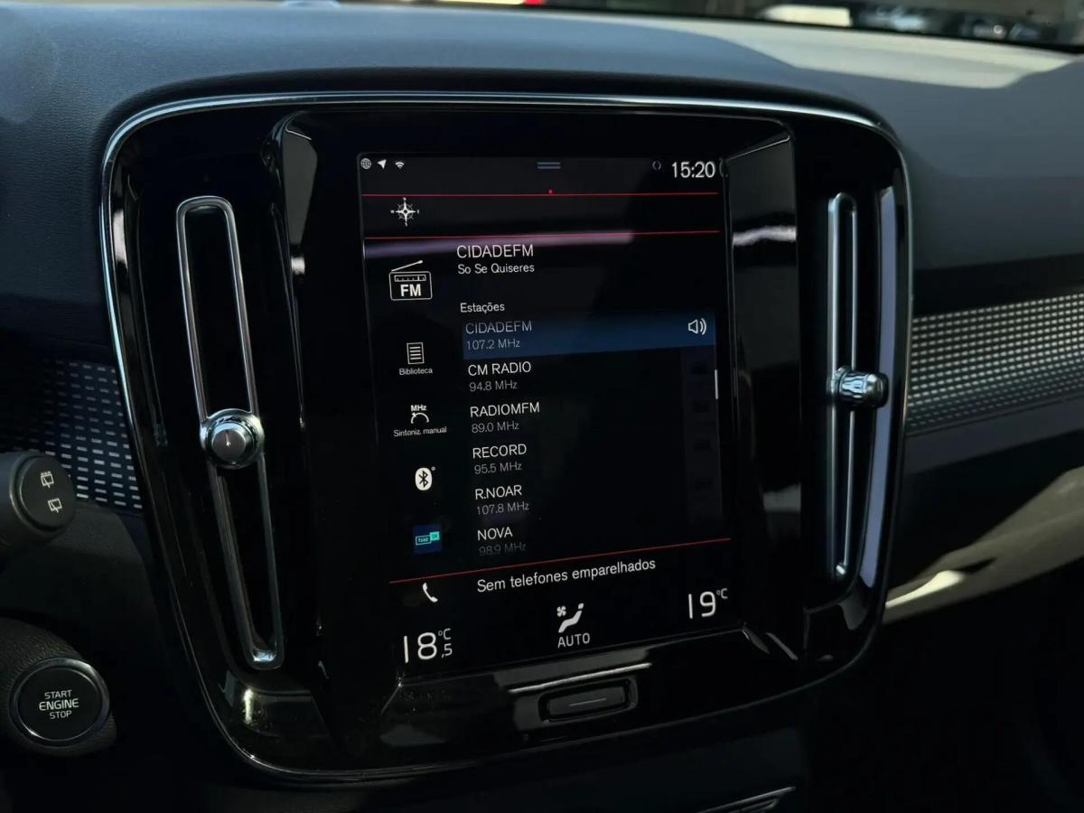 volvo-xc40-2022-hibrido-a-gasolina-1477cc