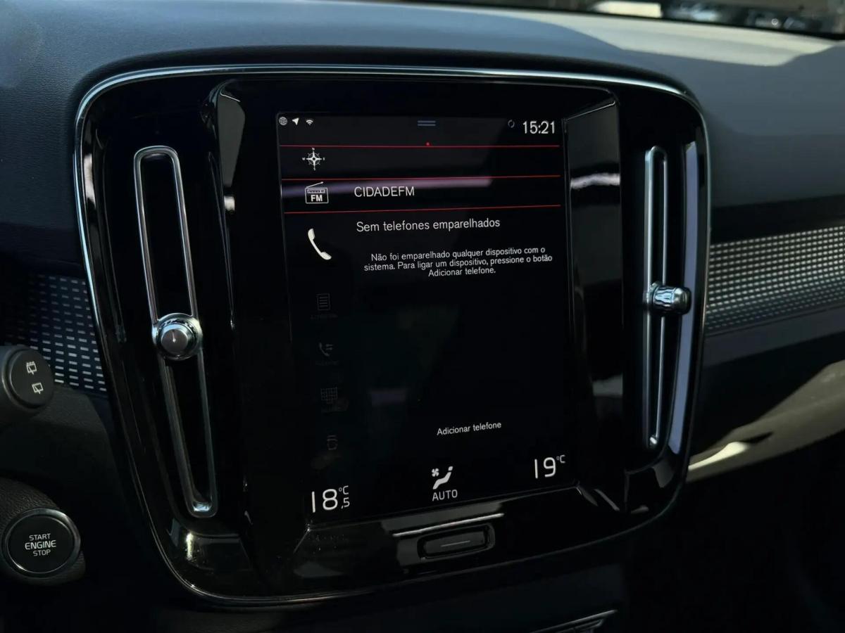 volvo-xc40-2022-hibrido-a-gasolina-1477cc